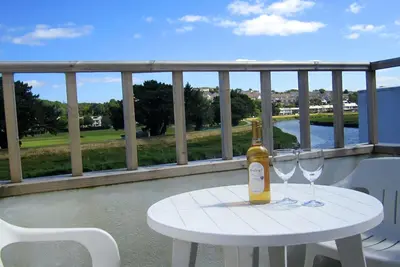 Image de Waterside Cottage, vue sur la rivière, sur le sentier des chameaux, Wi-Fi gratuit à Cornwall, Angleterre