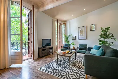 Image de Beautiful 2 bedroom with a balcony