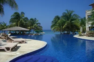 Image de Infinity Bay Resort, Condo au rez-de-chaussée. Réservez maintenant pour les tarifs de vente en basse saison!