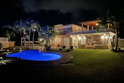 Image de Luquillo Beach- Puerto Rico, villa de vacances de 4 chambres avec piscine et WiFi