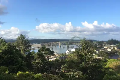 Image de Newport - Abbey Road - Vues spectaculaires sur l'océan et le pont, location 30 jours / longue durée
