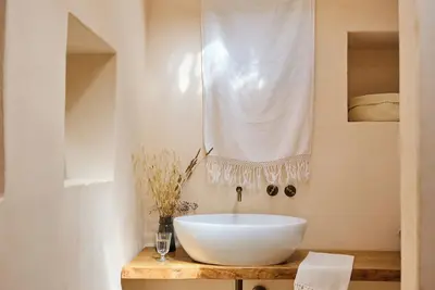 Image de Il Guardiano, trullo raffiné avec piscine à Valle d Itria en pleine nature