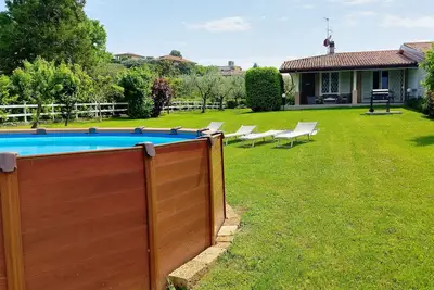 Image de Maison de vacances avec piscine privée et grand jardin