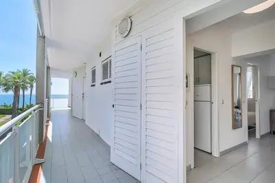Appartement sur la plage méditerranée de rêve