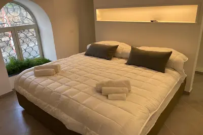 Image de Hola Cathedral House