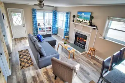 Image de • Waddle Inn • Cottage de luxe sur l'île de Tecumseh! Open Year Round