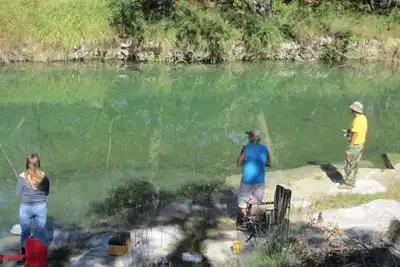 Image de Bienvenue à la forteresse Bandera - Crazy Horse Cabin
