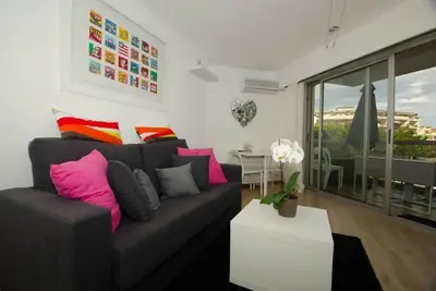 Image de appartement dans résidence de standing Cros de Cagnes à 1min à pied de la plage