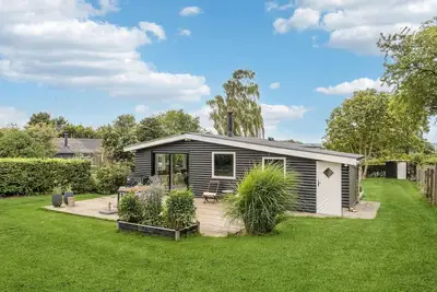 Image de Belle maison de 2 chambres à Børkop