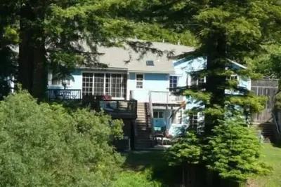 Image de Grandma's House: Riverfront, vue magnifique, plage / natation / canoë chien bienvenus