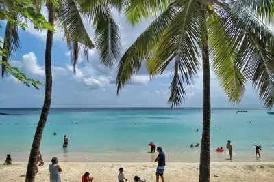Image de Appartement confortable avec vue sur la mer