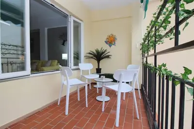 Image de Del Parque Flats San Millan