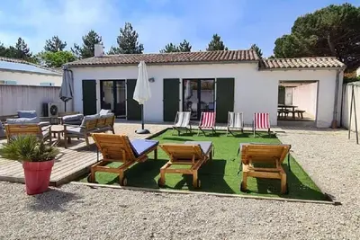 Image de Villa - 8 Personnes - Situation Ideale - Plage - Wifi - Bois Plage - Ile De Re