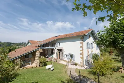 Image de Gîte de charme et d exception, piscine et jacuzzi, près de Saint Jean de luz