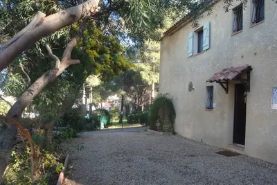 Image de Apt T2 Istanbul rez de jardin villa provencale  200m plage La Seyne Sur Mer Var