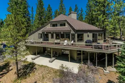 Image de Maison familiale du ranch Premier Black Butte, dates d'août et d'automne toujours disponibles