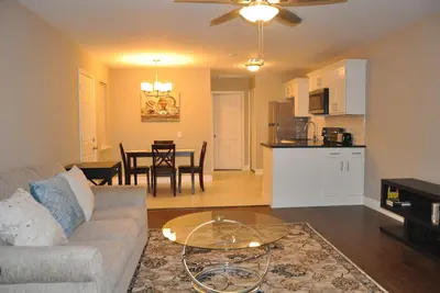 Image de Blue Door Place Ii. Par Ou Medical, State Capitol, Bricktown, Downtown