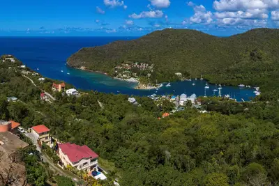 Image de Vues ultimes sur la baie de Marigot! Prix le plus bas à partir de couples!