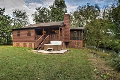 Image de Nouveau! \"The Mill House\" - Cabane Ooltewah Creekfront! \"