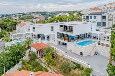 Image de So & Lu Villas Complex