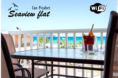 Appartement Can Picafort en première ligne. 6 pers. Wifi A / C Terrasse face à la mer. 75m2