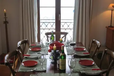 Image de Appartement de luxe dans les Alpes, piscine chauffée, sauna, gym.