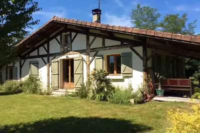 Image de Maison 110m2, jardin 2000m2 privé, sur prairie de 1ha, à 15 min de l' océan