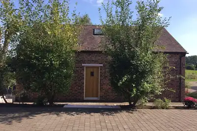 Image de Les écuries entièrement chargées grange convertie chien / cheval dort 8-12 / 4 lits / canapé / zbed