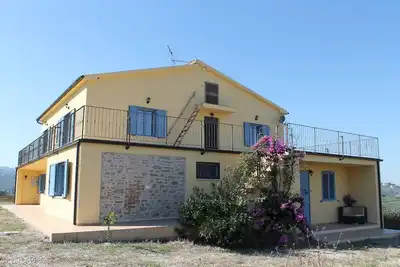 Image de Ferme récemment rénovée avec piscine - vue sur la mer et les montagnes