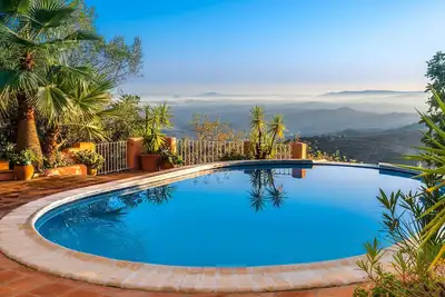 Image de Superbe, romantique, privé, paisible villa avec vue imprenable sur le Maroc