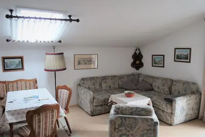Ferienwohnung (55 qm), Balkon, Küche extra, 2 Schlafzimmer, max 3 Pers - Wlan