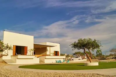 Image de Couchers de soleil incroyables à Rancho Pacifico