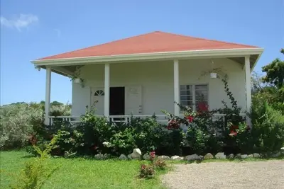 Image de Cottage 2 chambres avec A / C près de la plage et de la ville