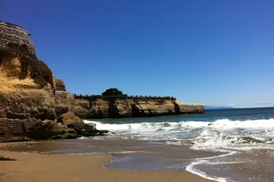 Image de Grande maison de plage de Santa Cruz! À quelques pas de la plage de Santa Cruz