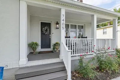 Image de Magnolia Point, charmant 3 chambres 2 salles de bain Cottage
