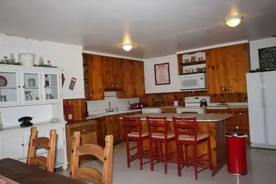 Image de Midpines Hwy 140 Maison sur votre chemin de Yosemite