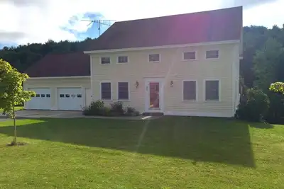 Image de Belle maison de campagne à 6 miles du parc Cooperstown Dreams