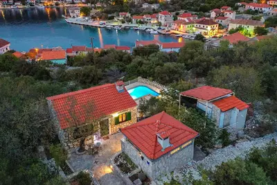 Image de Belle maison à Drvenik Veliki
