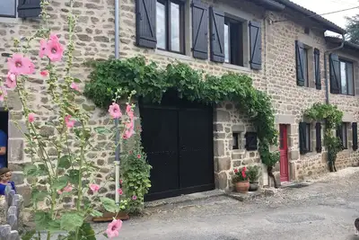 Image de France-Sud-Ouest, country house and swimming-pool for rent