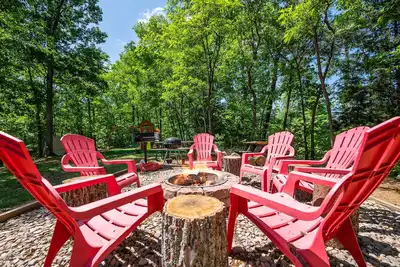 Image de *** Grands Prix *** Luxe Lodge 4 Br / 4 Bain, Wifi Gratuit, 14 personnes, ** Puits De Feu **