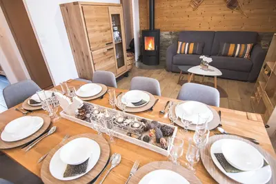 Image de T3 de charme, 52m2, 2 balcons, 2 chambres, Poêle à bois, 6/8 personnes, Parking
