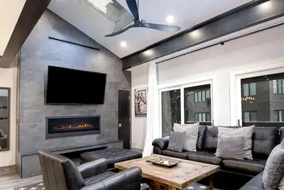 Image de Grand condominium Lionshead récemment rénové à 1 minute de la base de la télécabine