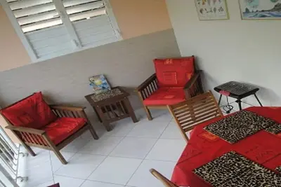 bel appartement à 2 mn de la plage à la Perle, Deshaies
