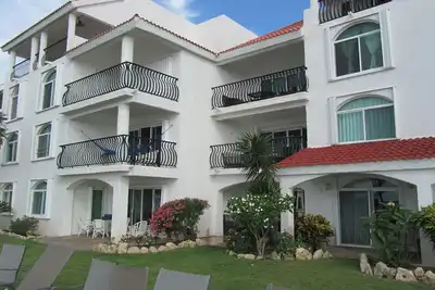 Image de Caribbean Reef Villas # 211 - unité d'étage 1er - Pas d'escalier