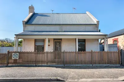 Image de Serviettes et draps inclus, Wifi et Smart Tv - Idéalement situé.