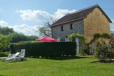 Image de Cottage élégant et romantique dans un village situé entre deux villes de marché très fréquenté