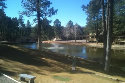 Image de Détendez-vous et Golf, jouer au tennis, de natation, de ski et faire des souvenirs!