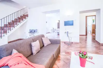 Image de Amore Rentals - Maison Palazzo Correale with Private Parking and Air Conditioning