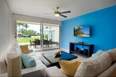 Image de Condo privé au rez-de-chaussée à The Elements by Bric