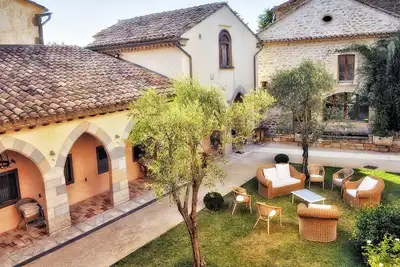 Image de Les Logis du Bourg - Un Riad enProvence